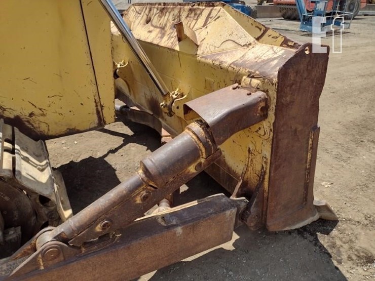 2004-komatsu-d65ex-15-image-18
