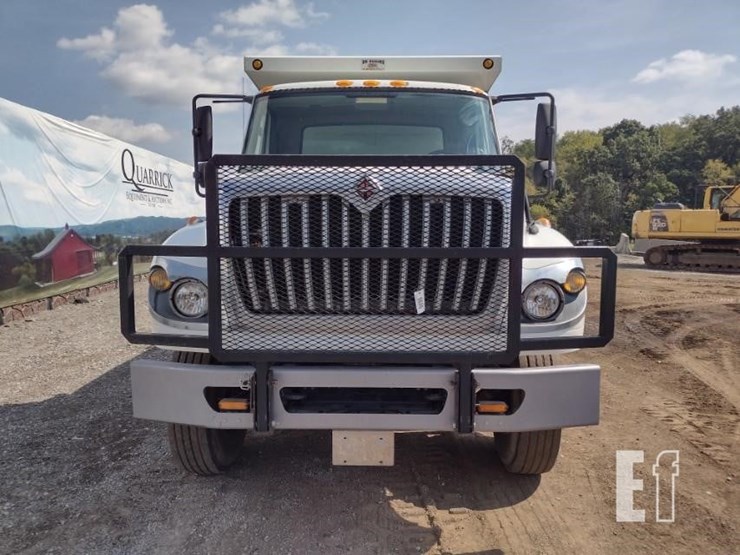 2013-international-workstar-7500-image-2