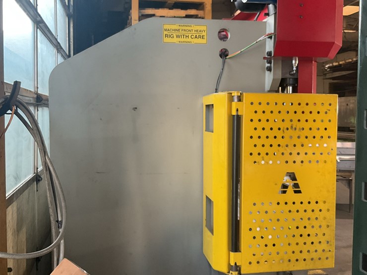 #100-•-2021-accurpress-accell-hybrid-image-5