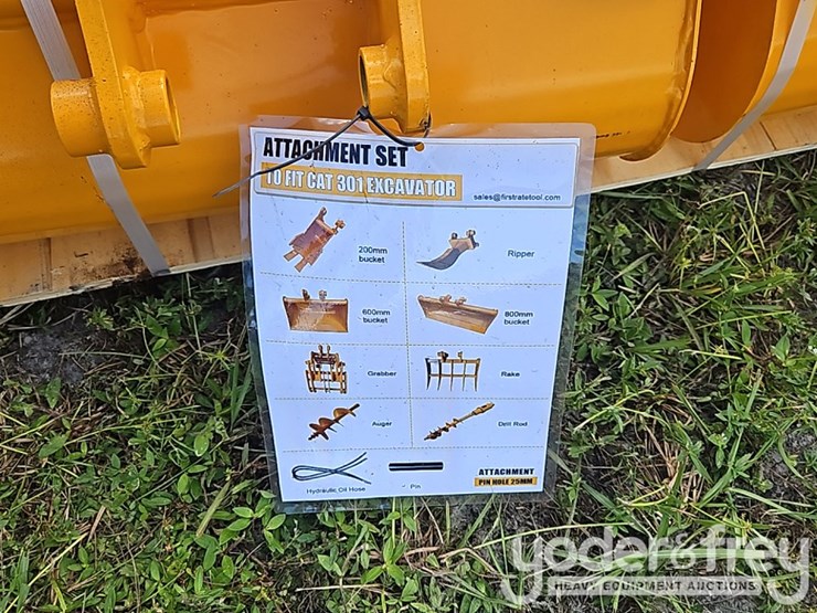 unused-2025-giyi-attachment-set-to-suit-mini-excavator-(8-of)-rake,-ripper,-grabber,-12”-auger,-16”-auger,-8”-narrow-bucket,-24”-bucket,-32”-bucket-to-suit-mini-excavator-image-5