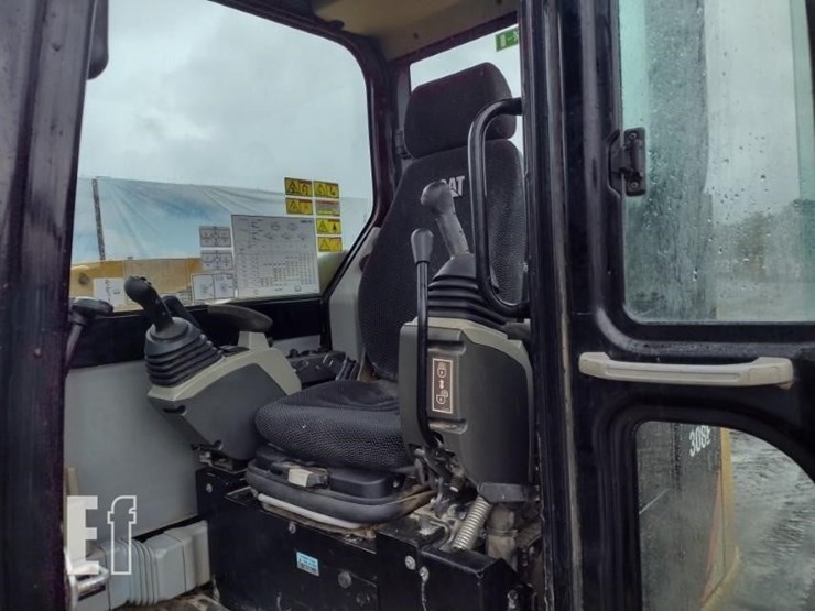 2017-caterpillar-308e2-cr-image-14