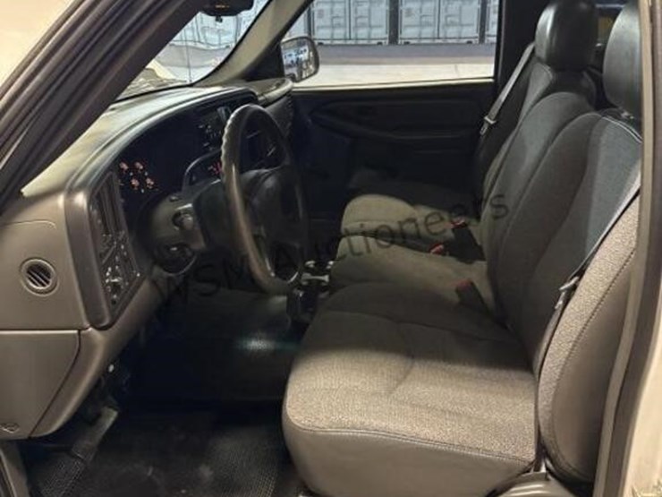 2007-chevrolet-silverado-1500-image-22