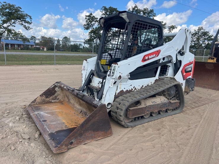 2022-bobcat-t595-image-8