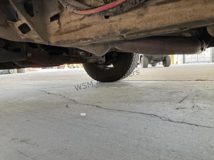 2014-chevrolet-express-3500-image-25