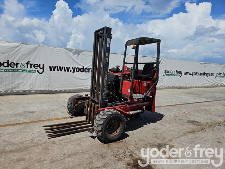 2004-moffett-m5500-image-1