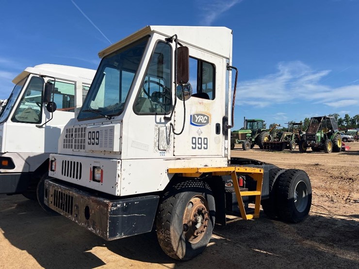 2008-kalmer-4x2-spotter-truck-image-1