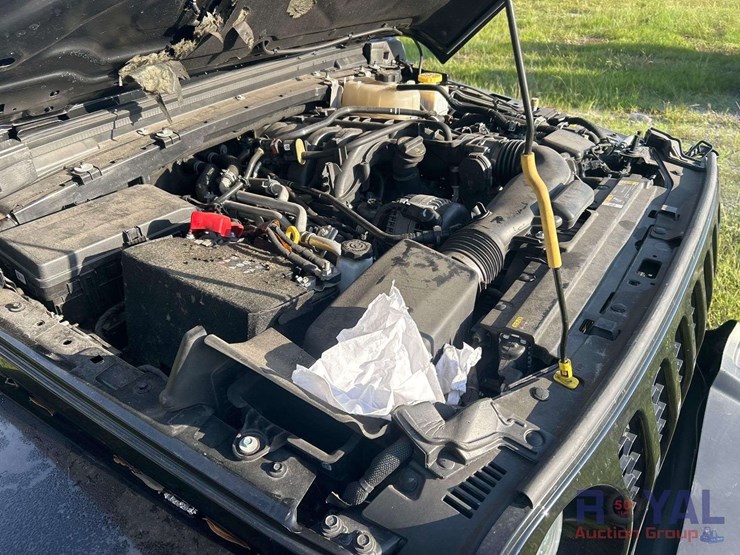 2023-jeep-gladiator-sport-4wd-sut-image-8