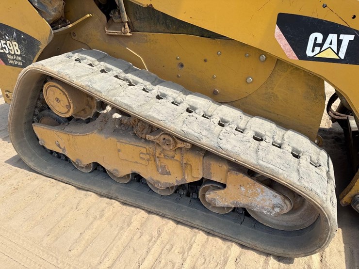 2012-caterpillar-259b3-image-13