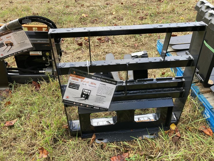 wolverine-mpf-11-2500g-mini-skid-pallet-forks-image-2