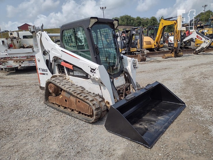 2014-bobcat-t590-image-40