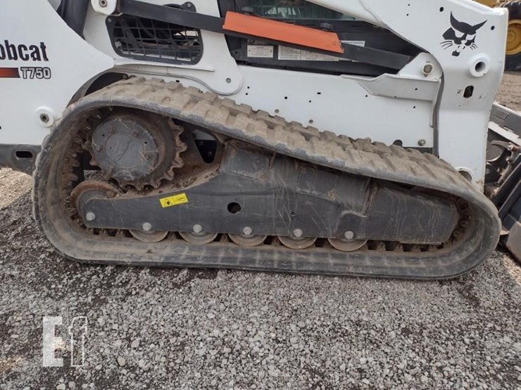 2012-bobcat-t750-image-28