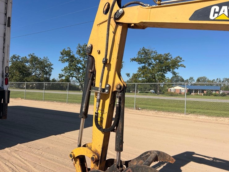 2014-caterpillar-303.5e-cr-image-11
