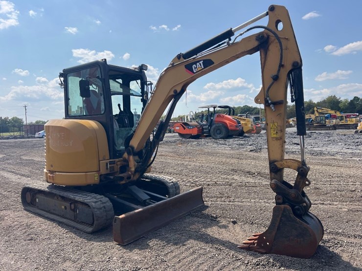 2014-caterpillar-303.5e-cr-image-6