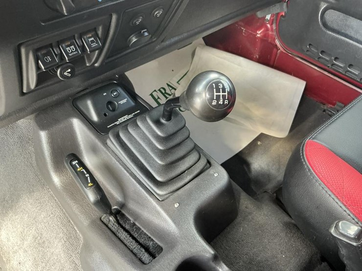 1999-jeep-wrangler-sport-image-104