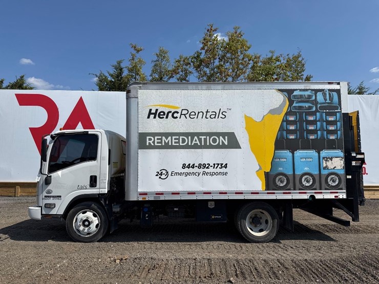 2016-izuzu-nprxd-s/a-box-truck-image-1