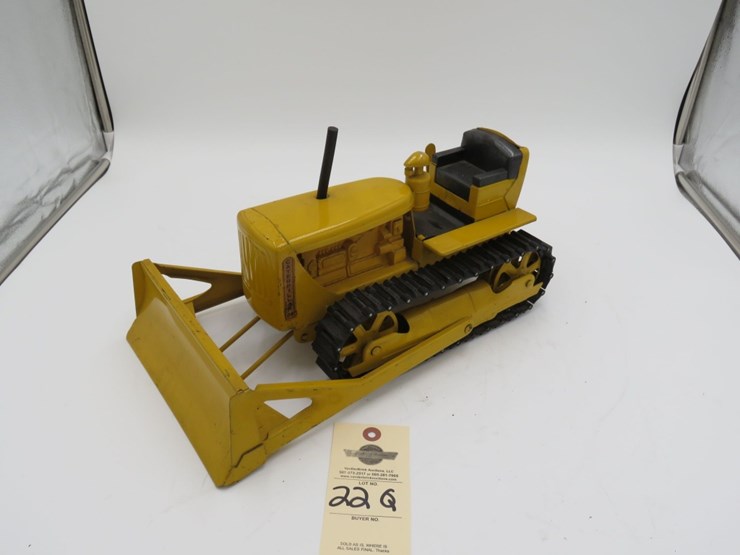 doepke-model-toys-v-6-caterpillar-dozer-toy-image-1