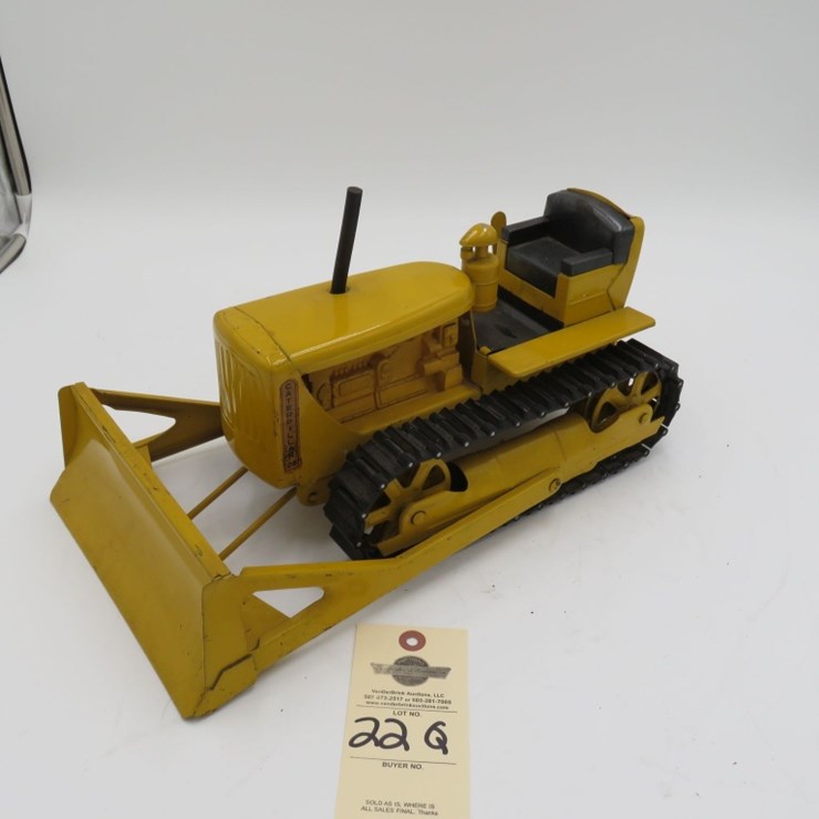 Doepke Model Toys V-6 Caterpillar Dozer Toy