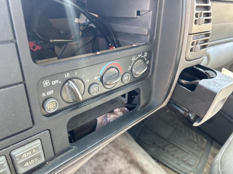 1999-gmc-yukon-image-67
