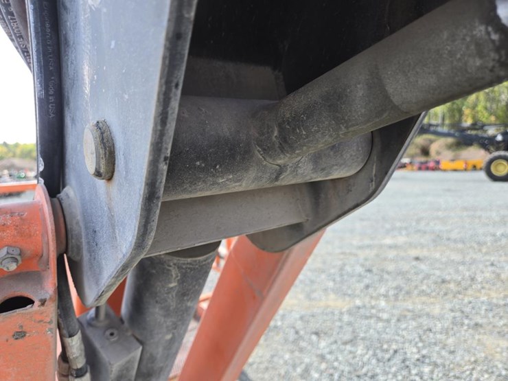 2015-jlg-600aj-image-20