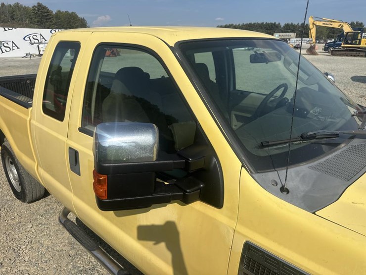 2010-ford-f250-image-11