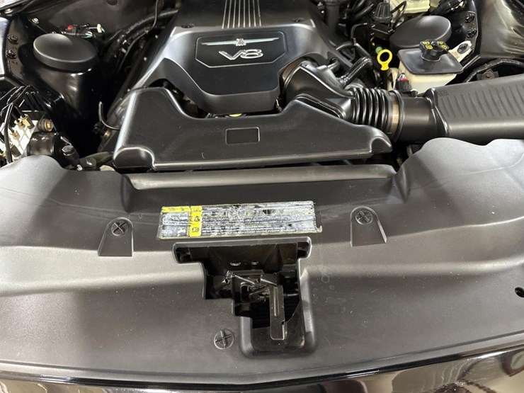 #1392-•-2003-ford-thunderbird-convertible-car-image-33