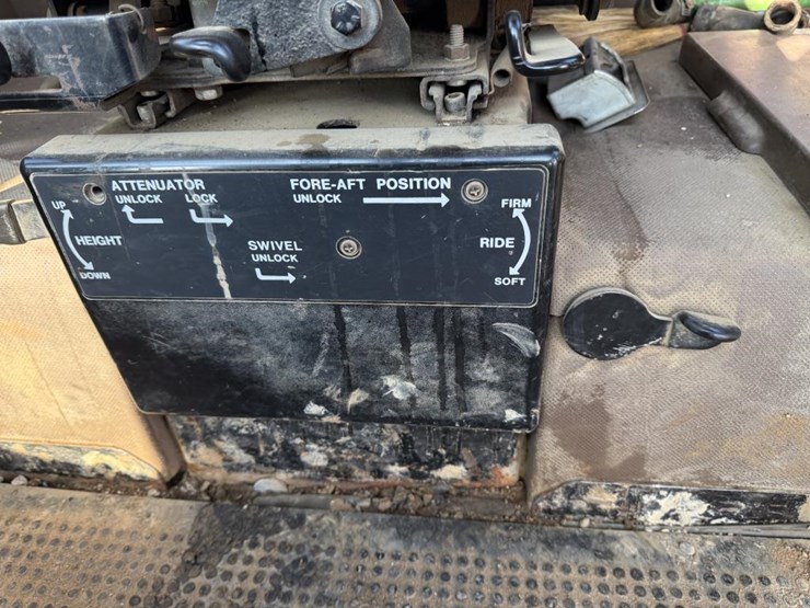 john-deere-8450-image-33