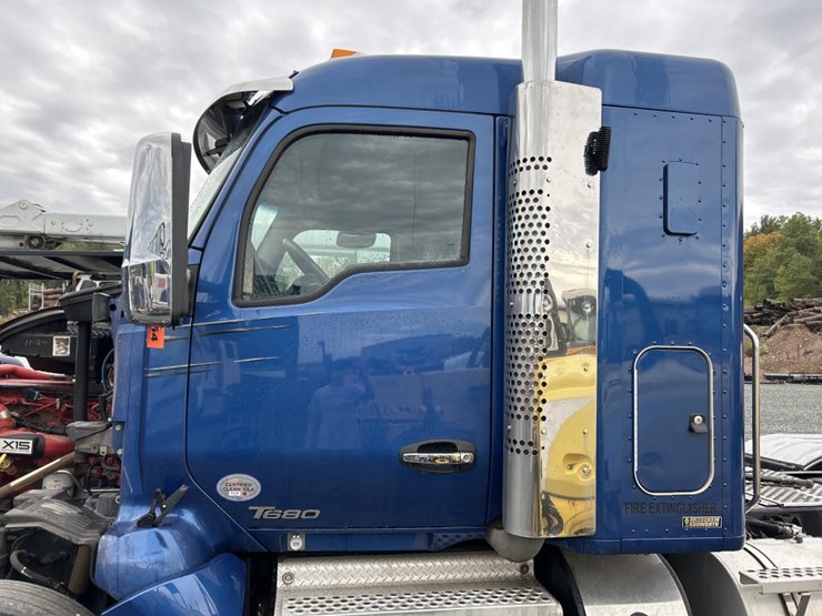 2018-kenworth-t680-image-71