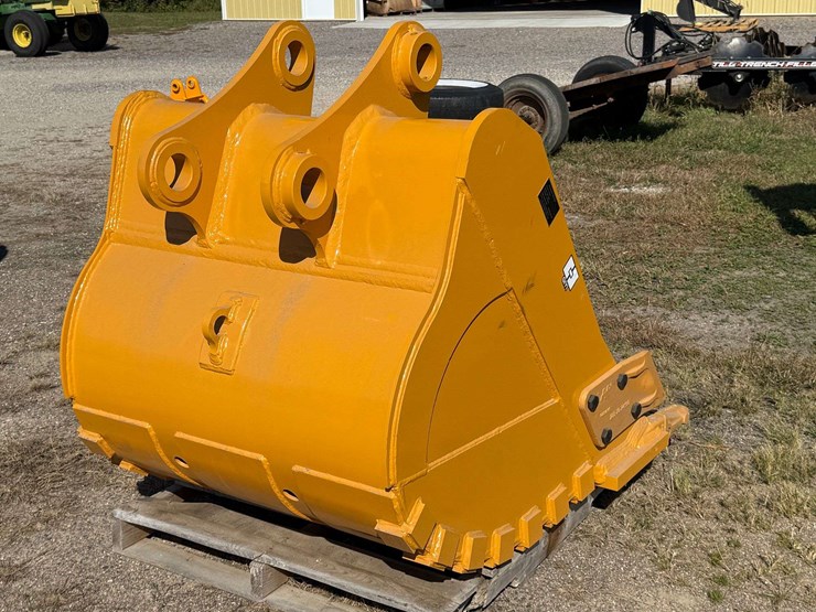 caterpillar-320-image-5