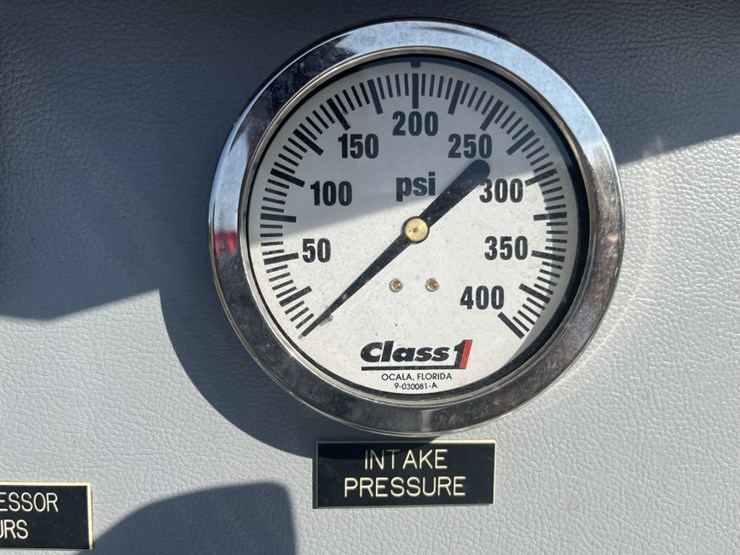 1996-freightliner-fl80-image-73