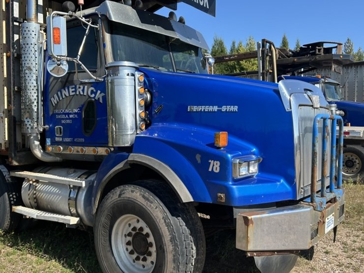 #1753-•-2005-western-star-tri-axle-storm-cleanup-truck-image-9