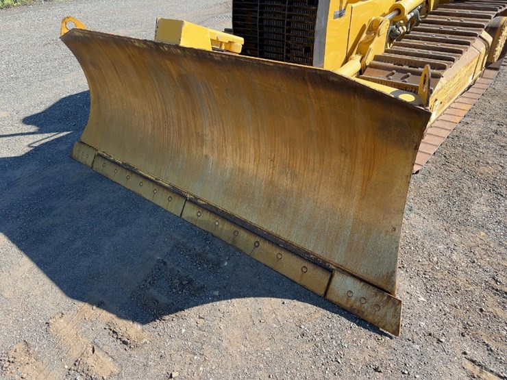 2011-caterpillar-d4k-xl-image-9