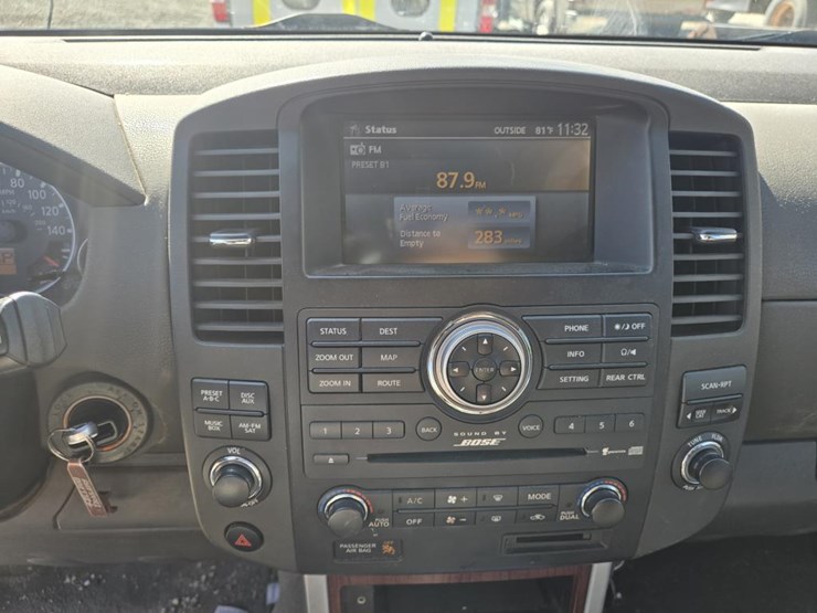 2009-nissan-pathfinder-le-image-40