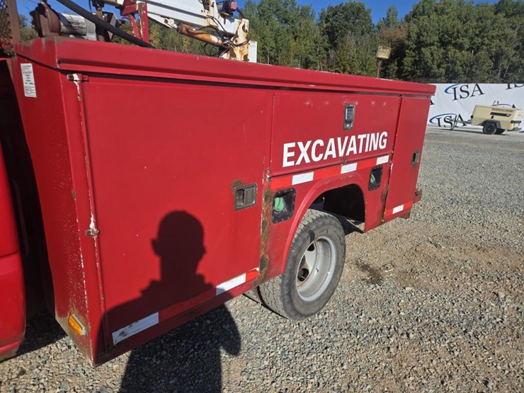 2007-gmc-3500-image-15