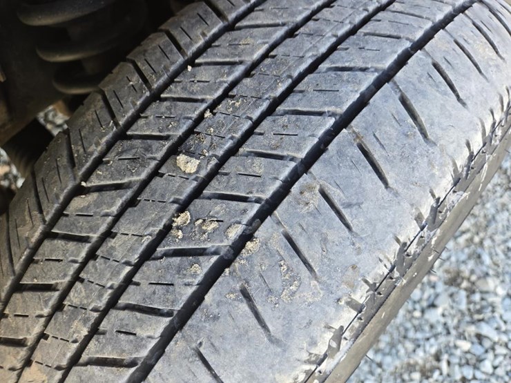 2010-ford-f150-image-47