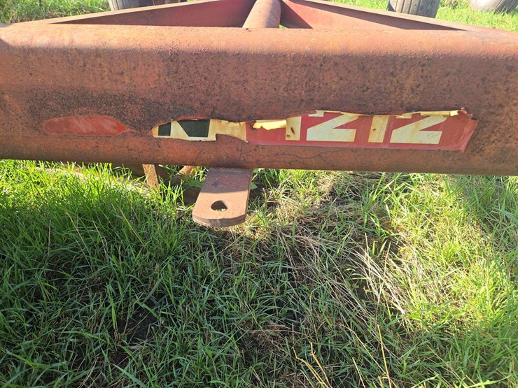 10’-x-24’-bale-trailer,-12-ton-running-gear,-front-end-was-gone-through-and-trails-at-40-mph-per-sel-image-13