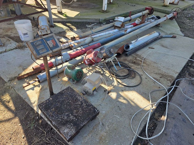 complete-agtronix-continuous-flow-feed-system,-all-automatic-system,-includes:-premixer,-all-electro-image-43