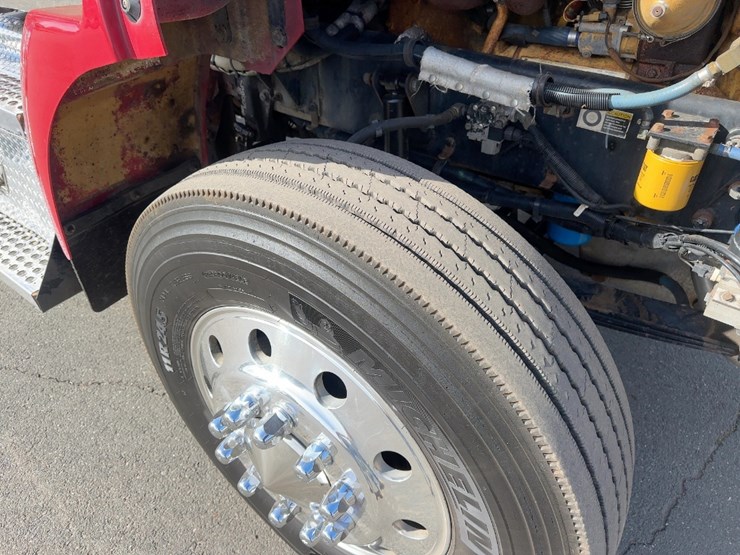 2007-kenworth-t800-image-12