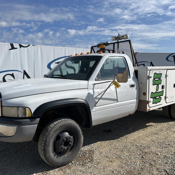 1997 DODGE RAM 3500