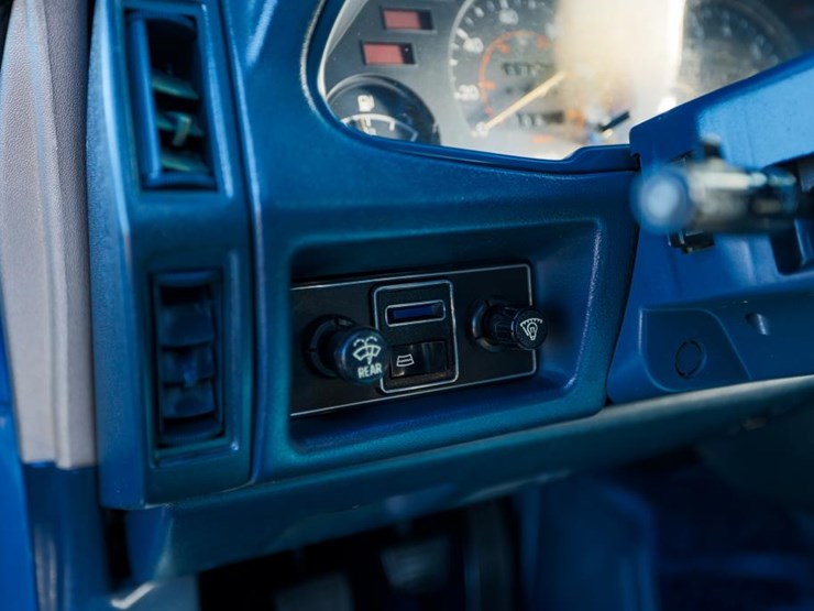 #2281-•-1979-datsun-280zx-coupe-image-80