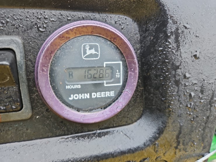 john-deere-gator-image-14