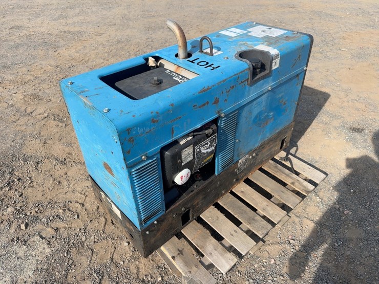 miller-bobcat-225-image-3