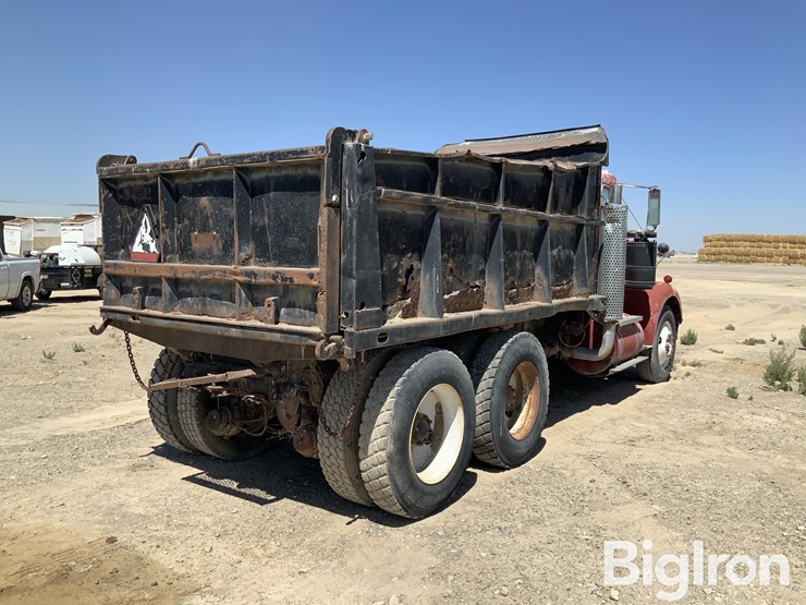 1974-kenworth-w900-image-5