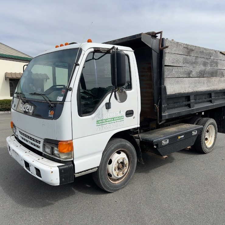 2003 ISUZU NPR