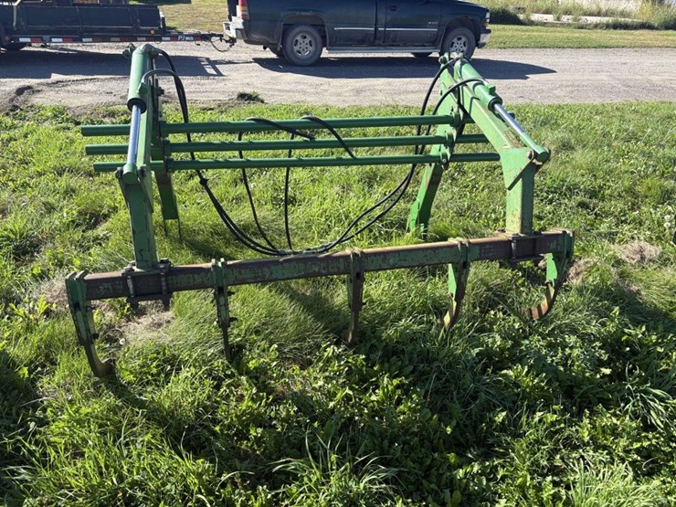 john-deere-746-image-3