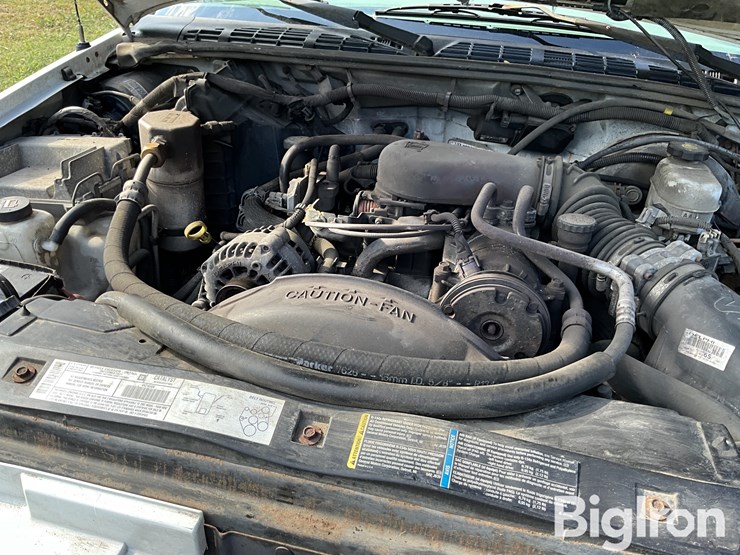 2003-chevrolet-blazer-image-19
