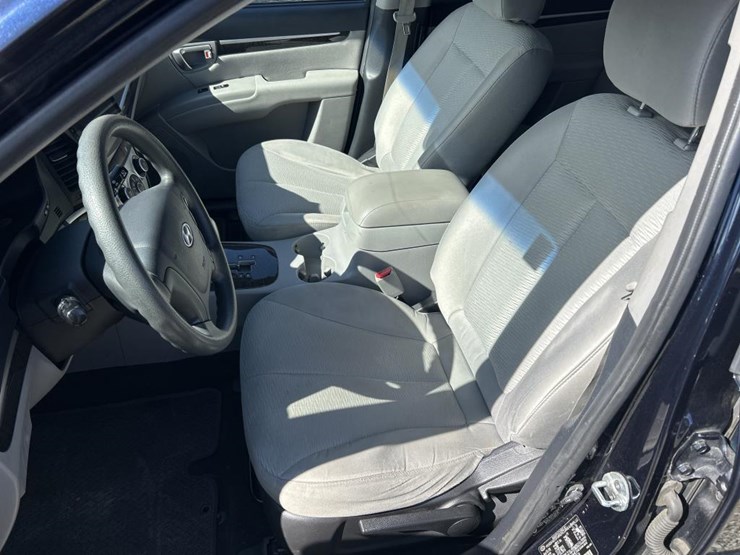 2009-hyundai-santa-fe-image-37