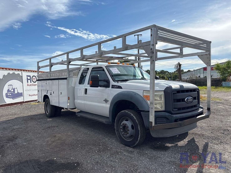 2013-ford-f550-image-25