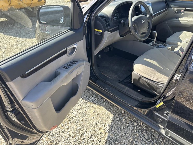 2009-hyundai-santa-fe-image-34