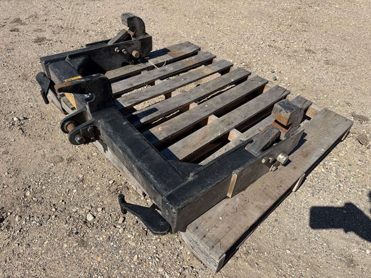 cat-iii-3-point-quick-hitch-image-4