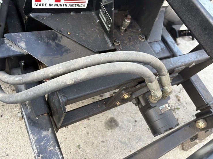 schulte-bx-74-72”-snowblower,-skidloader-qt,-hyd-spout,-hyd-deflector,-with-electric-control-box-image-10